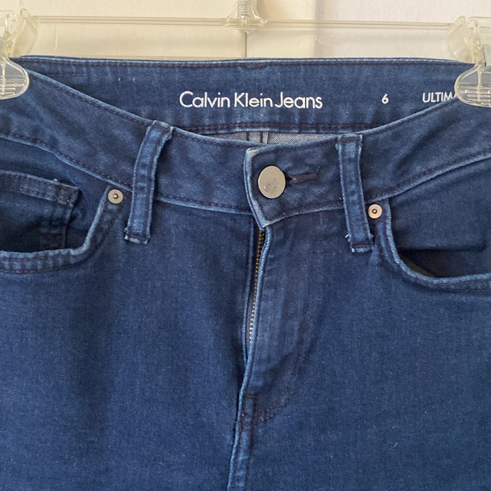 EUC - CALVIN KLEIN ULTIMATE SKINNY JEANS SIZE 6 - Picture 2 of 6